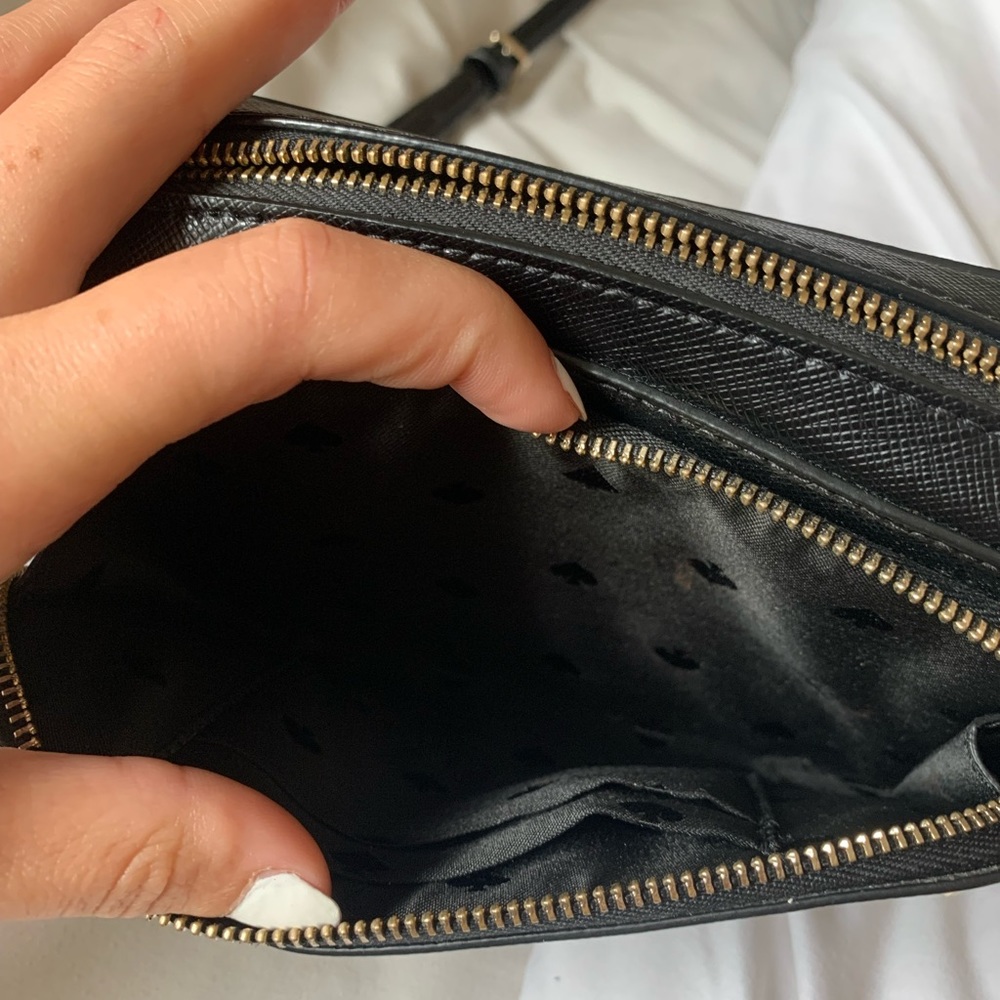 Kate spade purse!! - Picture 4 of 7